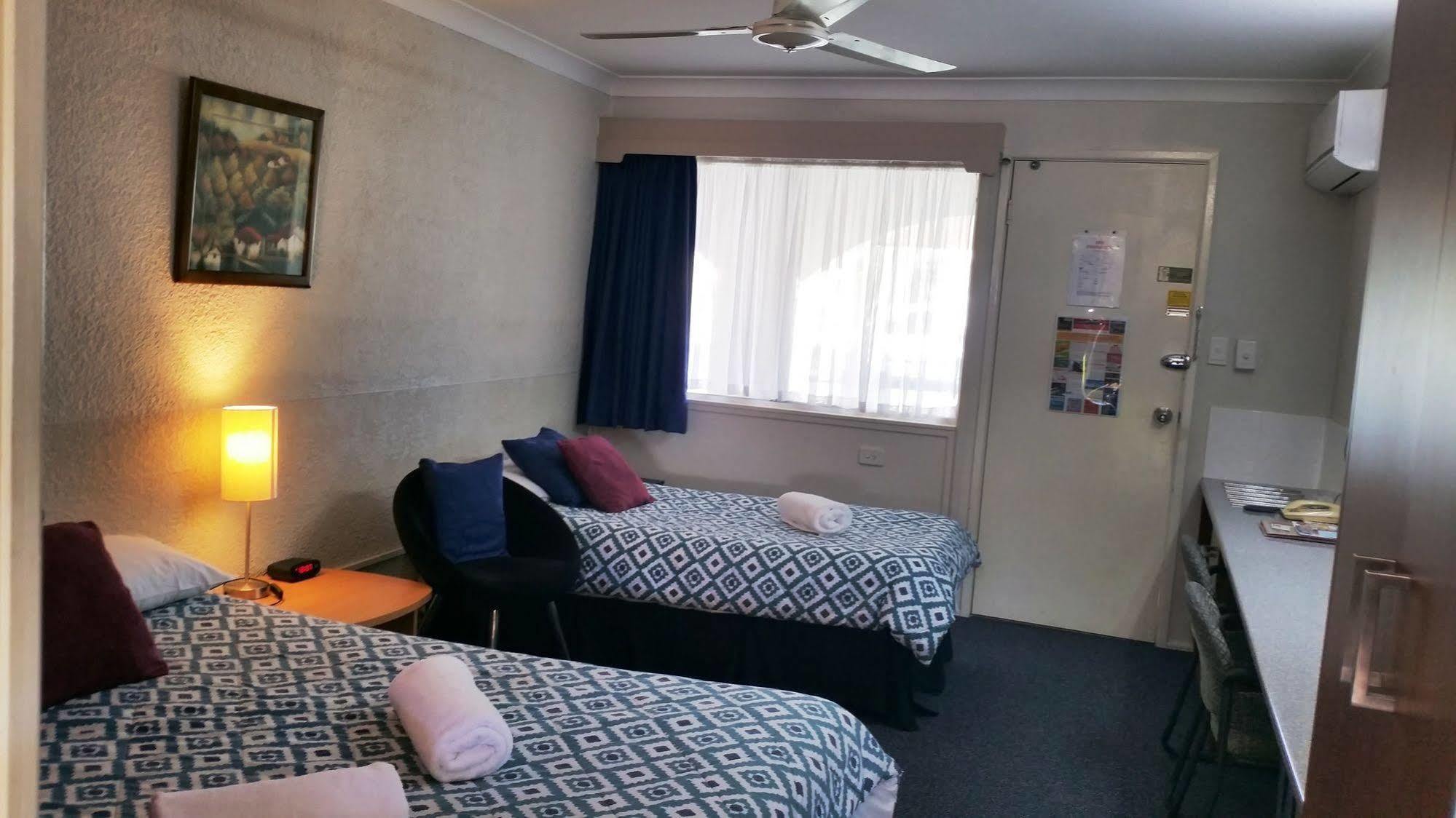 Bundaberg Coral Villa Motor Inn Eksteriør billede