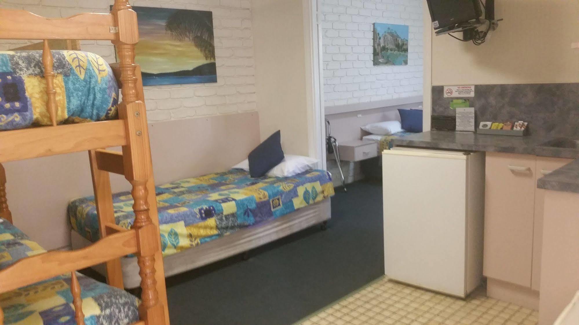 Bundaberg Coral Villa Motor Inn Eksteriør billede