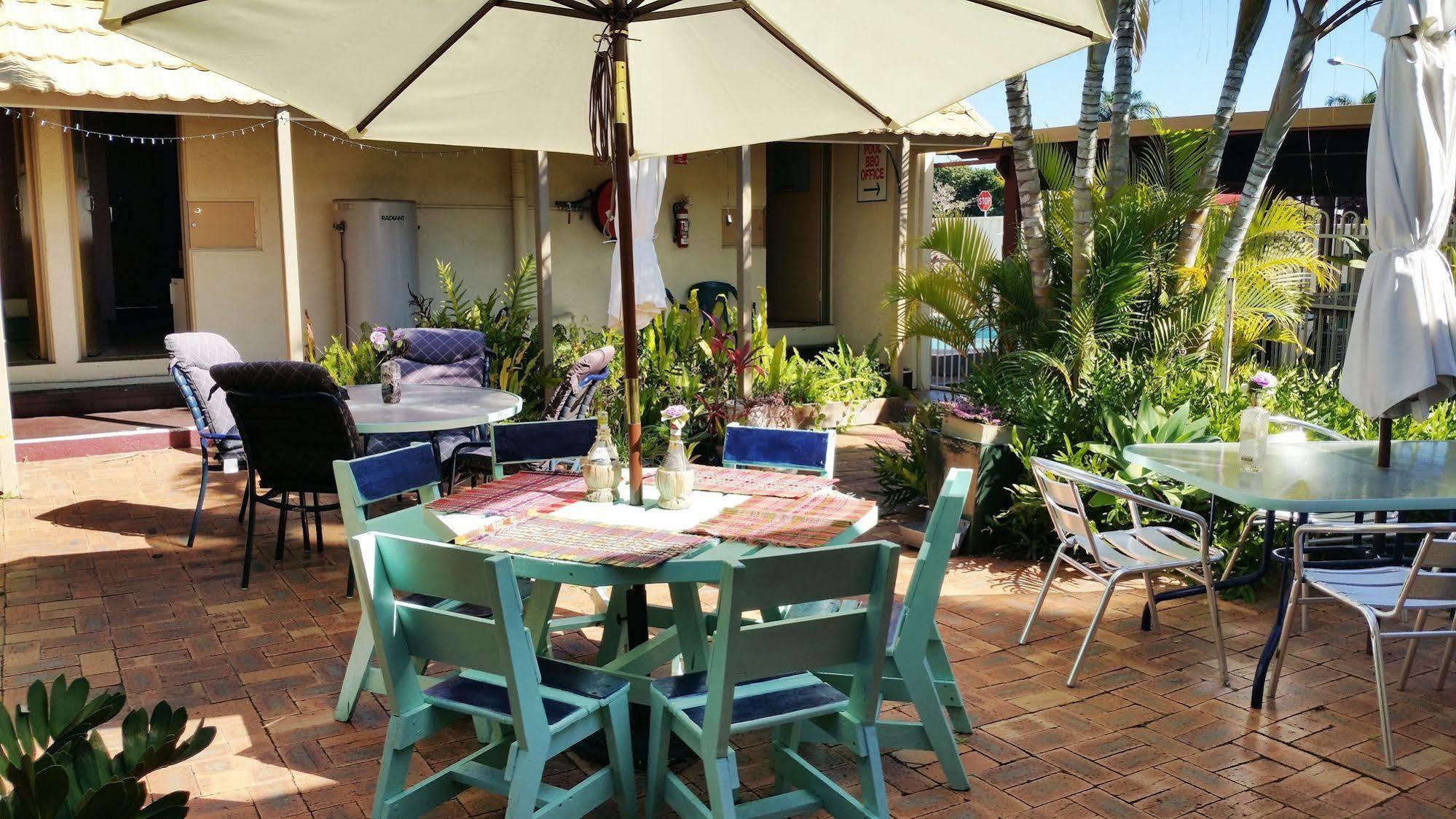 Bundaberg Coral Villa Motor Inn Eksteriør billede